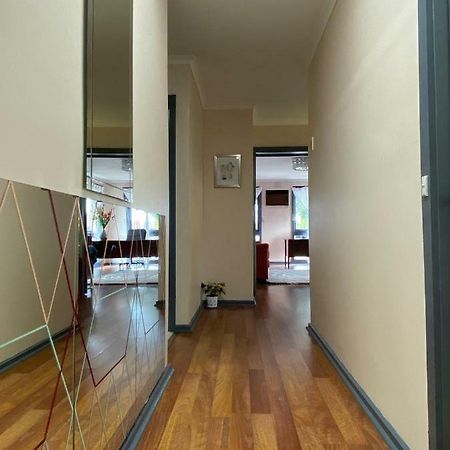 הוילה מלבורן Entire Hume House מראה חיצוני תמונה