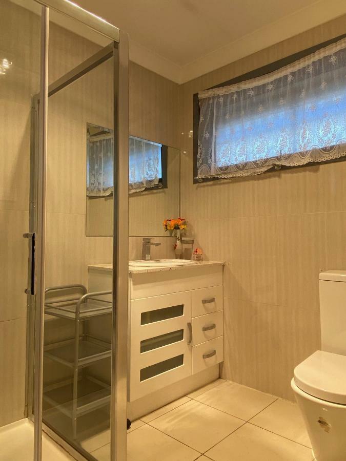 הוילה מלבורן Entire Hume House מראה חיצוני תמונה